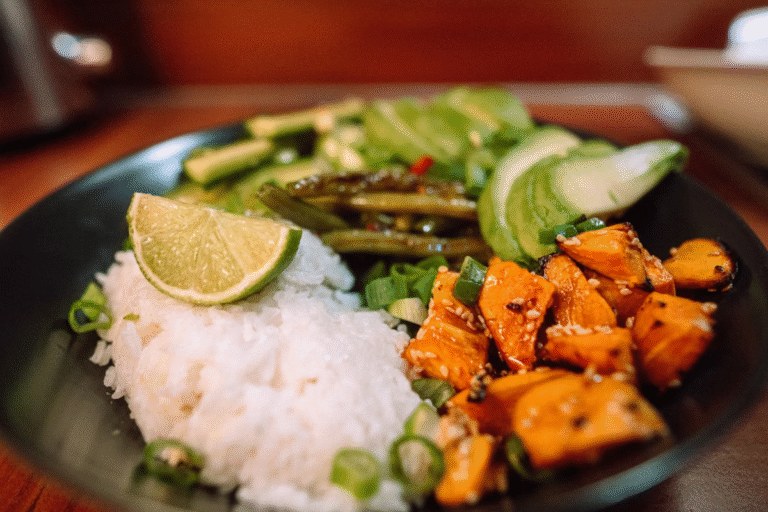 5 Resep Makanan Vegan yang Enak, Praktis, & Sehat